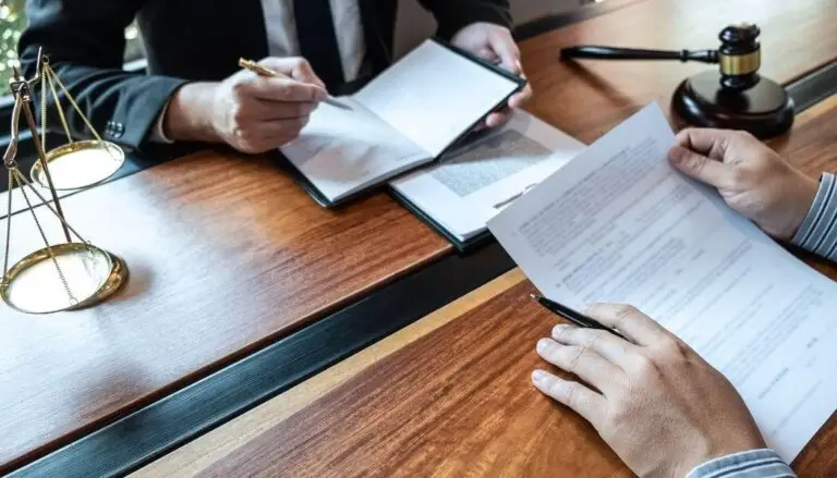 Revisando fechas para tomar decisión